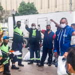 Trabalhadores da Multilixo/CEAGESP recebem kit de higienização