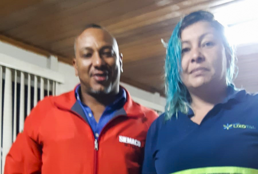 Eugênia é a primeira mulher a integrar a equipe de motoristas da empresa  Lixotal